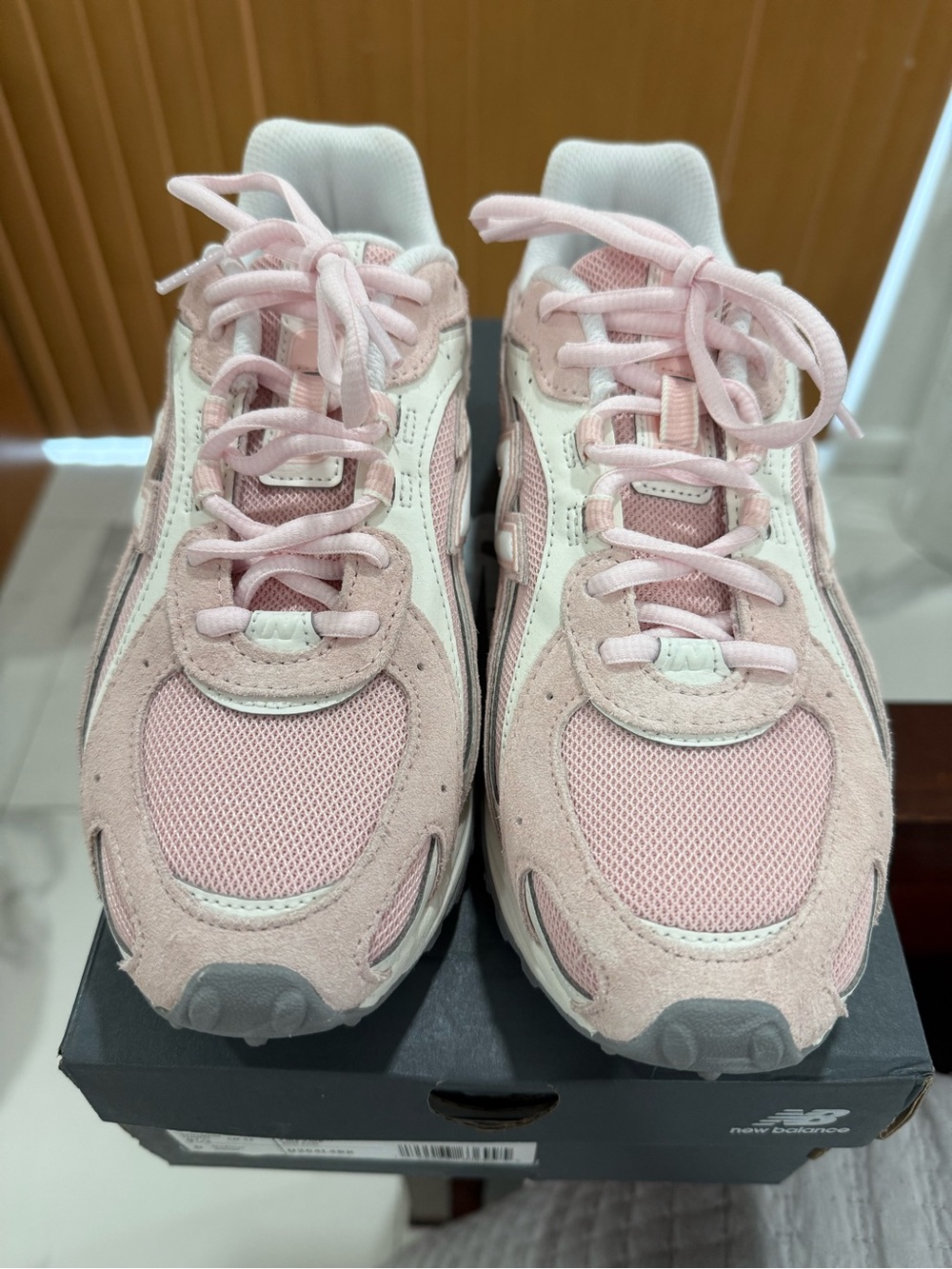 New Balance Pink and White Sneakers Size 9.5